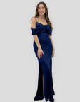 Abito Lungo Satin Off-Shoulder con Spacco