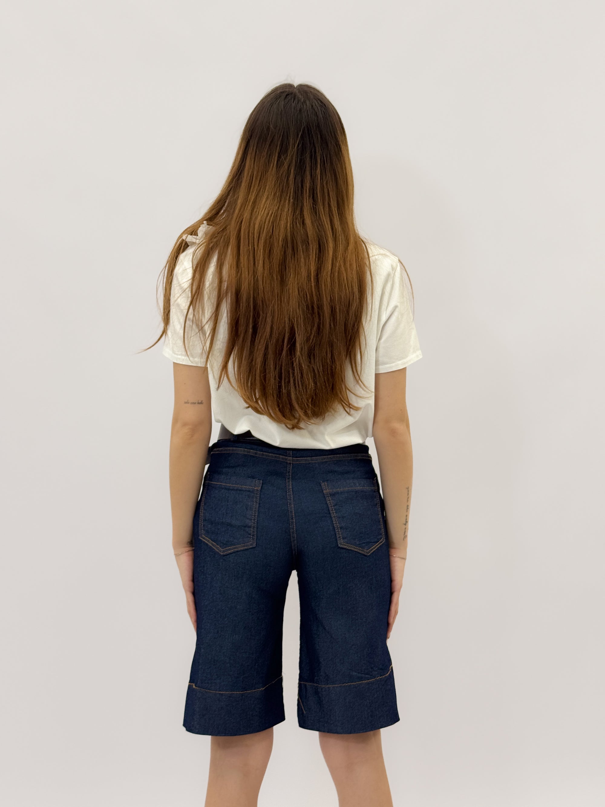 T-shirt con rouches