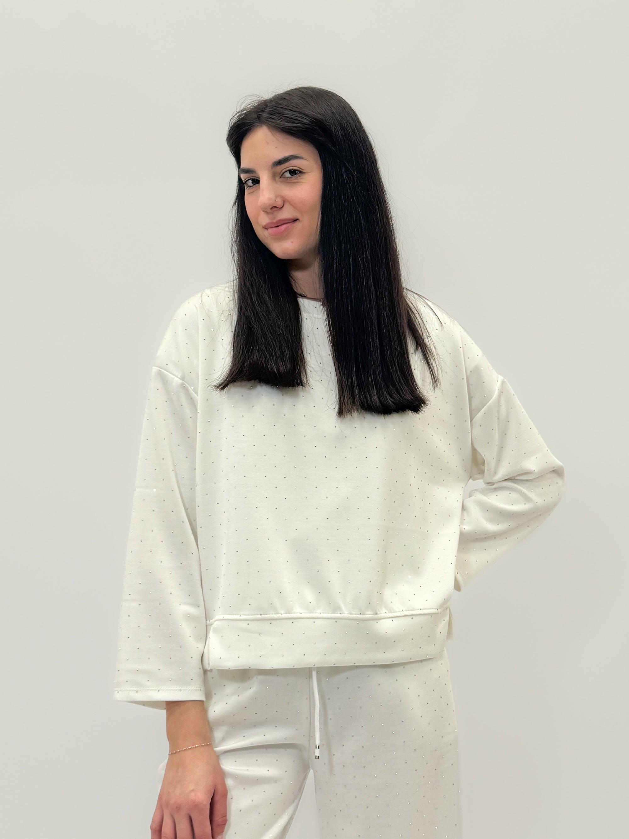 Felpa con Micro Brillantini – Modello Crop Casual Chic