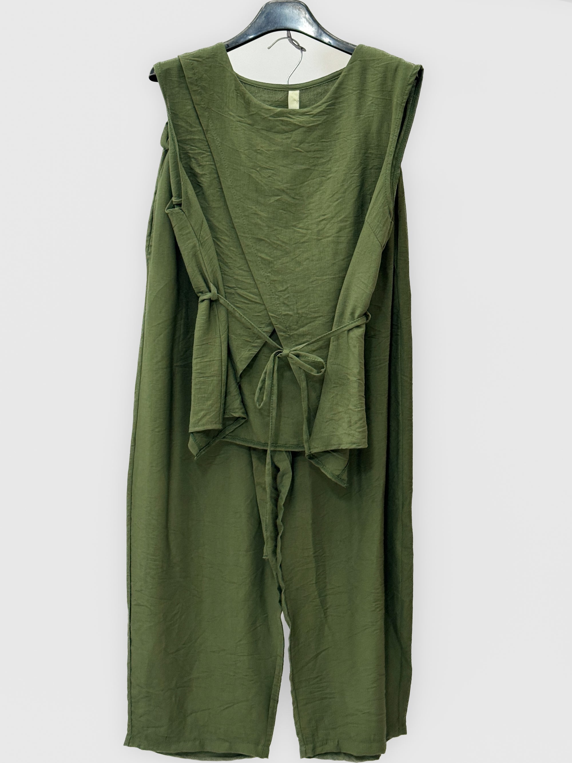 Completo con Gilet e Pantalone Morbido
