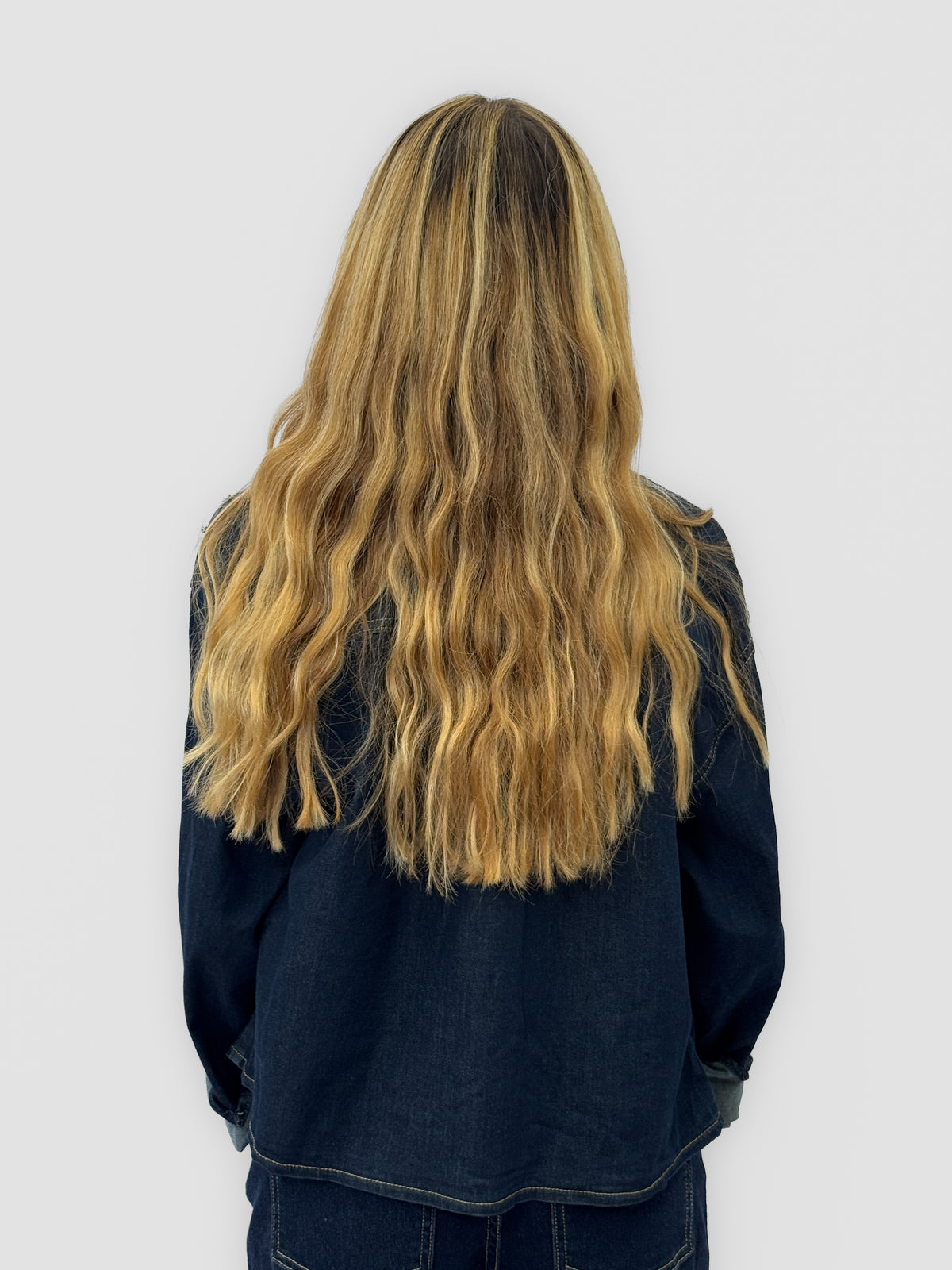 Camicia donna in denim con applicazioni gioiello