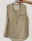 Blusa Smanicata con Taschino