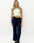 T-Shirt Bianca in Cotone con Dettagli Ricamati sulle Spalle