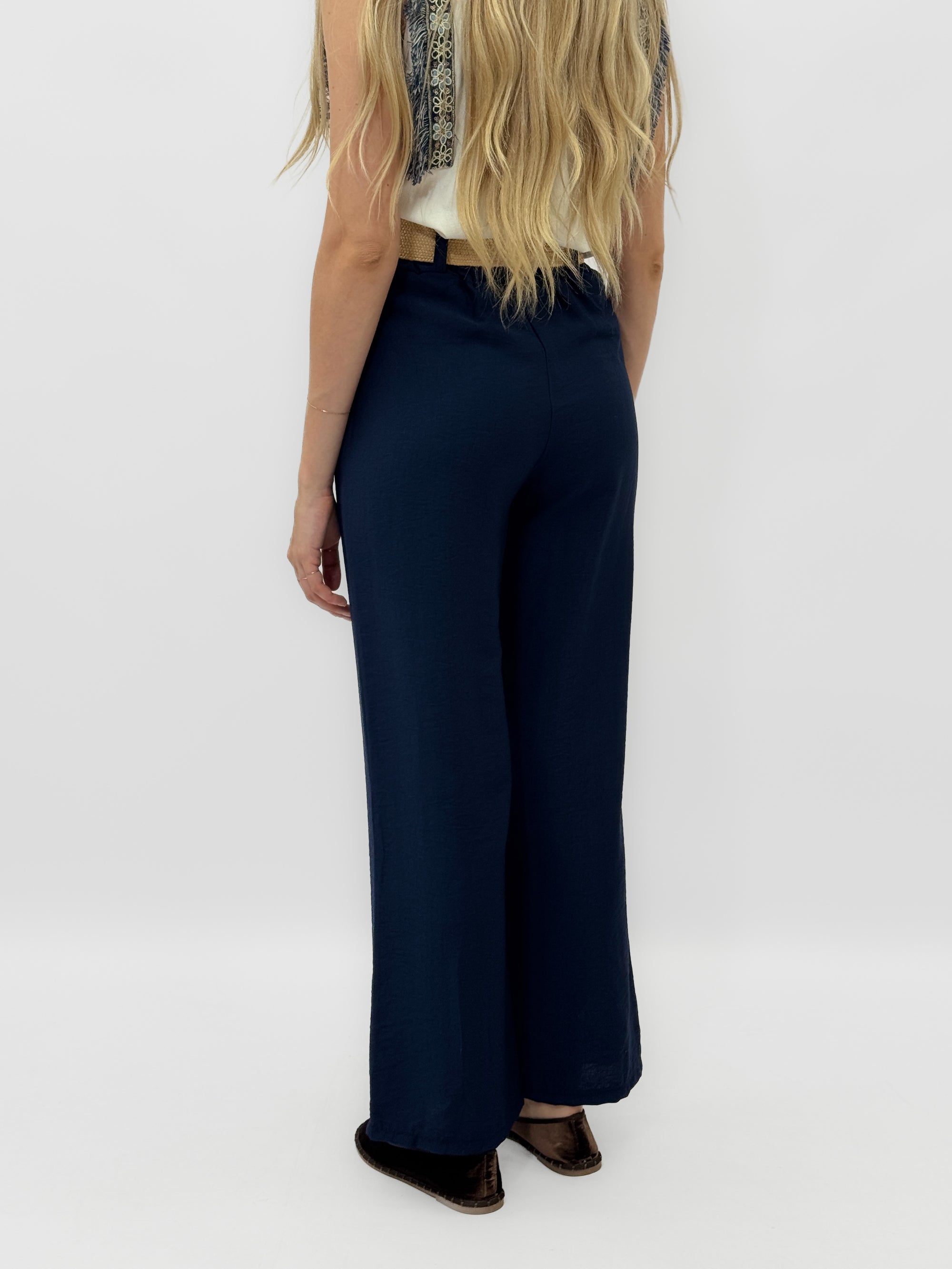 Pantalone leggero con Cintura in Vita