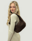 Borsa hobo intrecciata in suede
