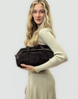 Borsa baguette in vera pelle scamosciata – Made in Italy