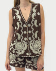 Completo Marrone in misto lino Ricamato con Gilet e Shorts