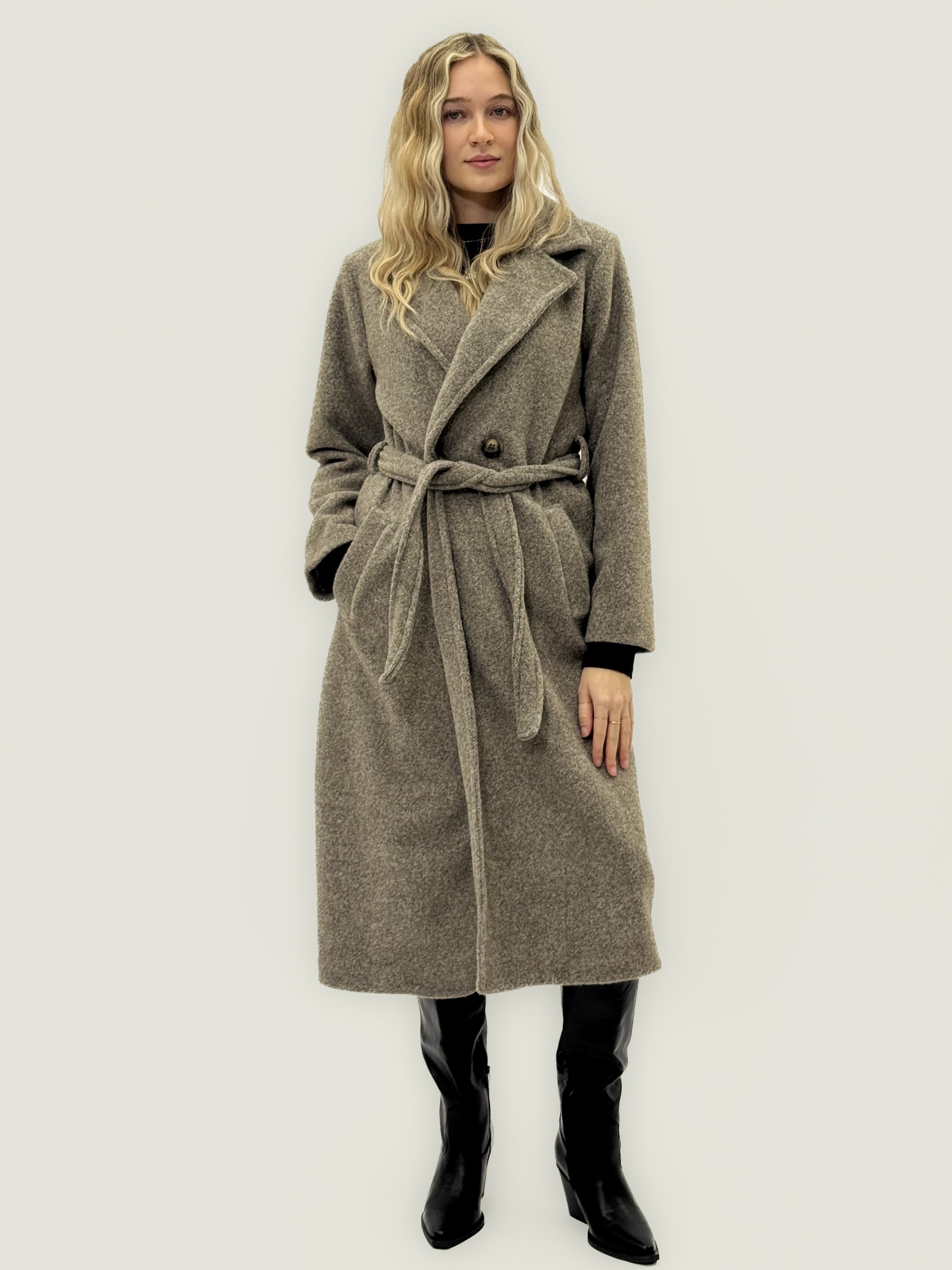 Cappotto bouclé con cintura in misto lana