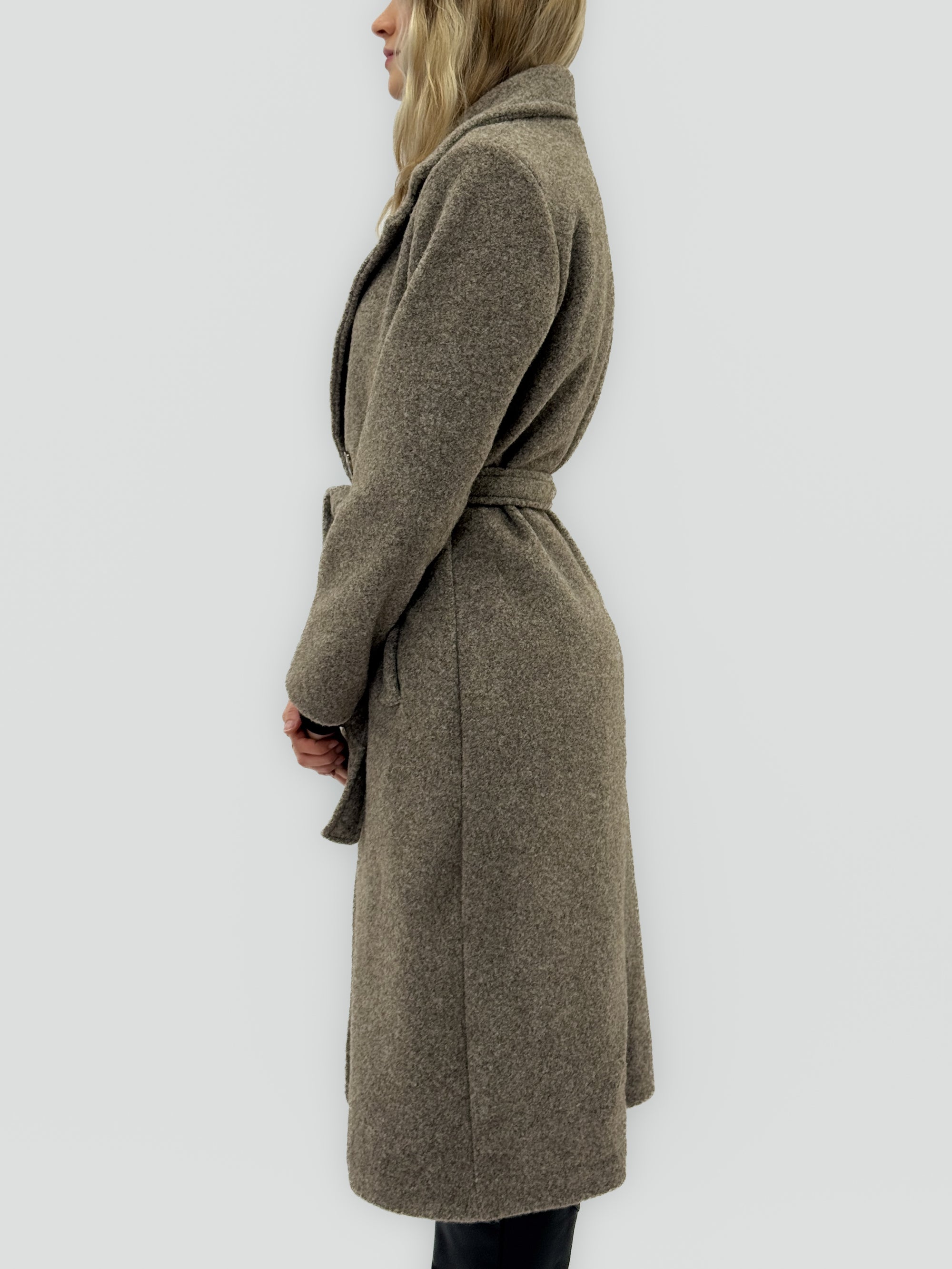 Cappotto bouclé con cintura in misto lana