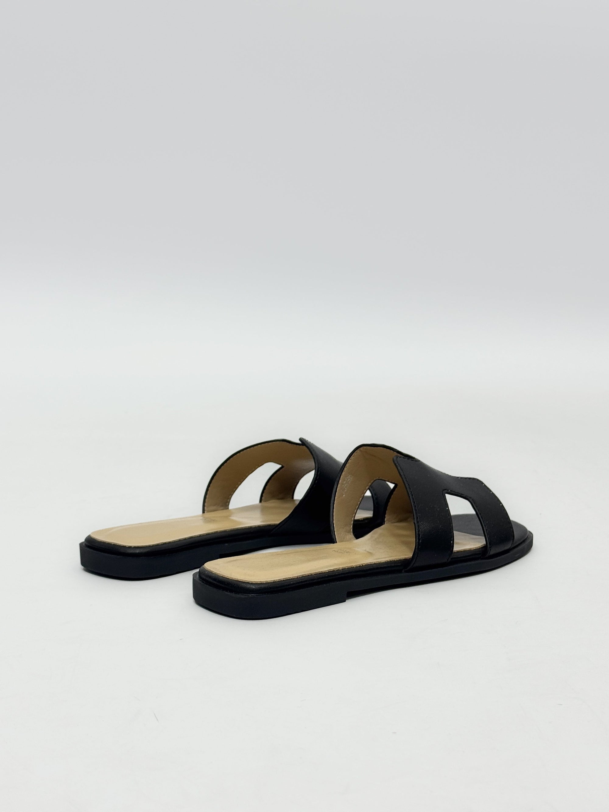 Ciabatte in Vera Pelle – Sandali Flat Eleganti