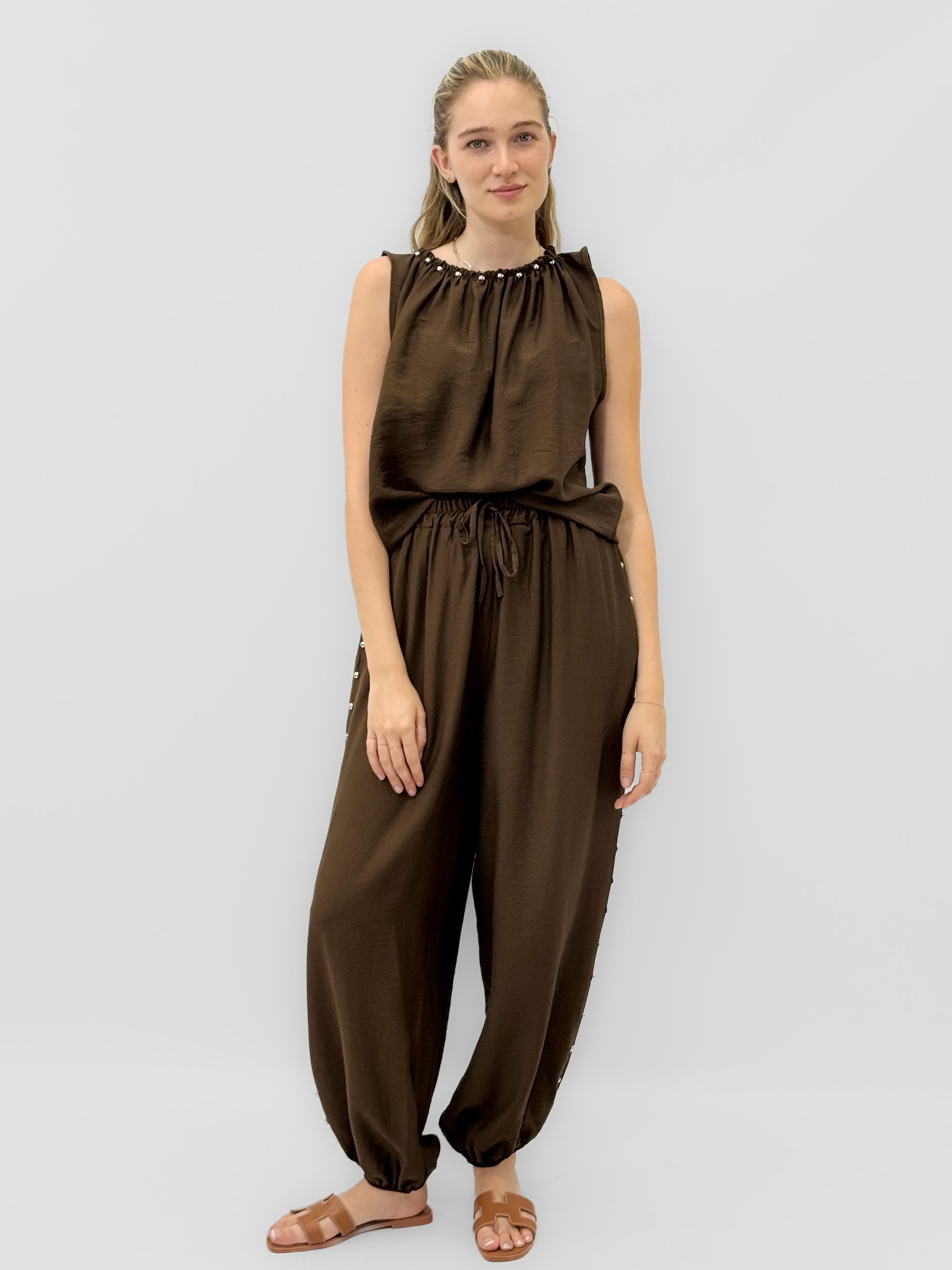 Completo Blusa e Pantaloni con Applicazioni