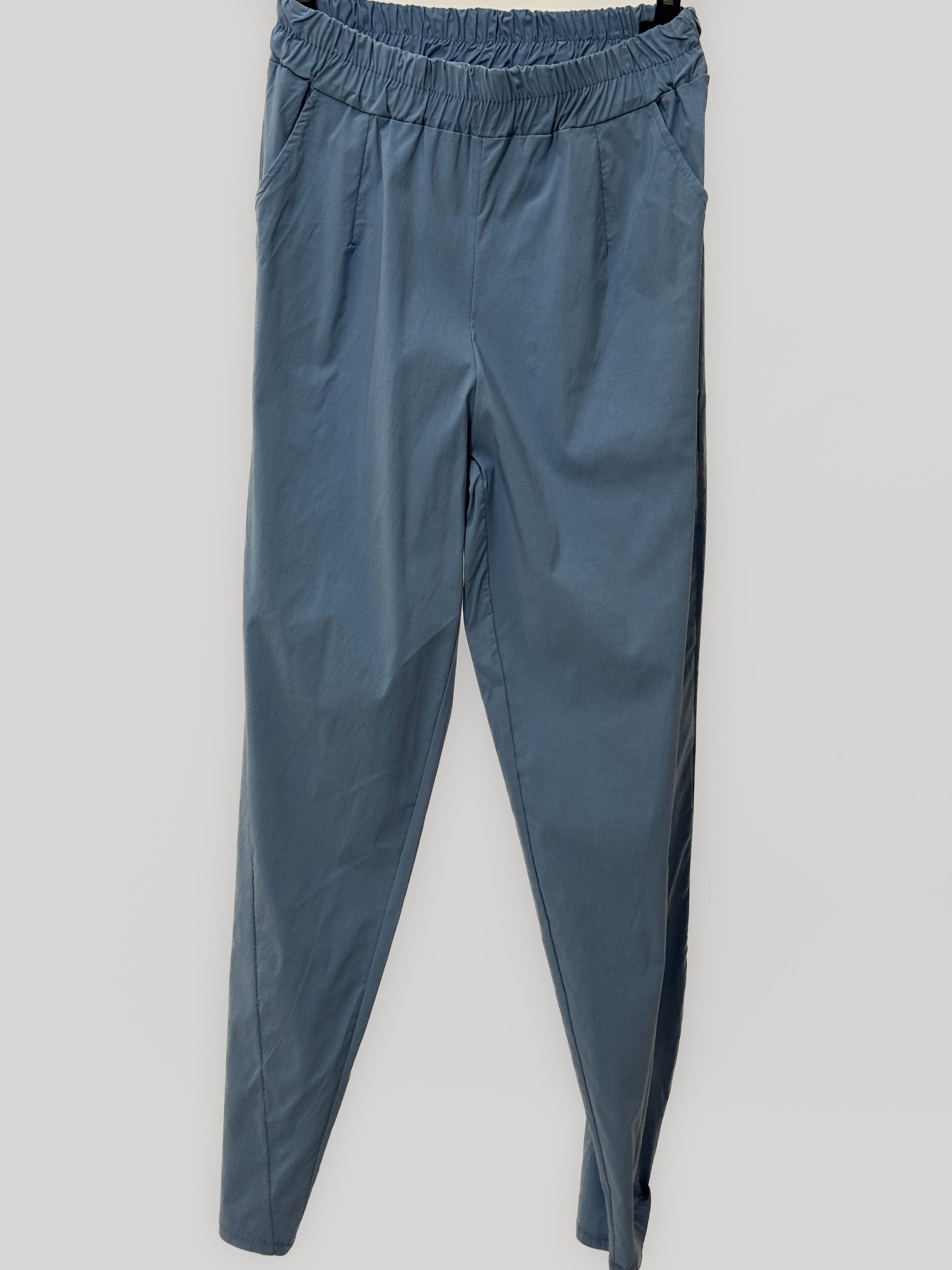 Pantalone in Cotone Leggero con Vita Elasticizzata