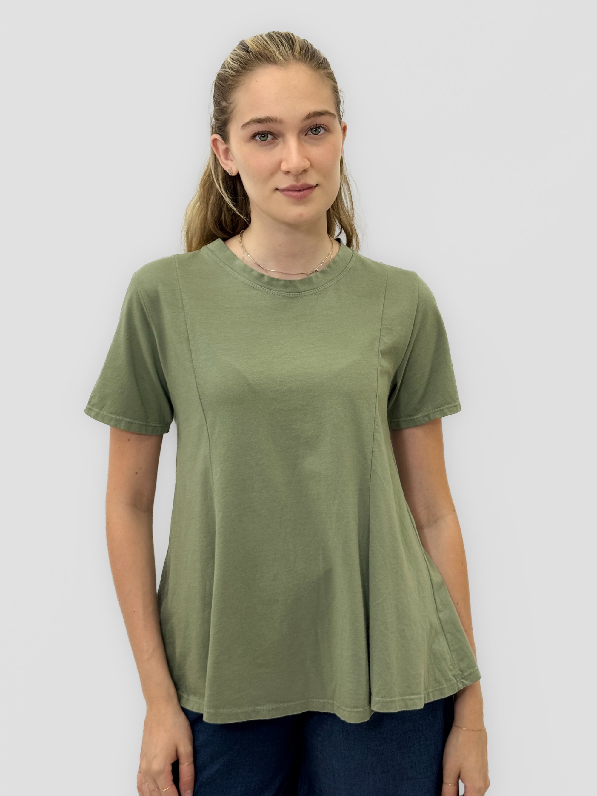 T-Shirt in Cotone con Vestibilità Svasata