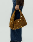 Borsa “Nora” in vera pelle scamosciata con borchie – Made in Italy