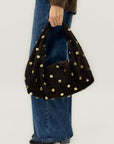 Borsa “Nora” in vera pelle scamosciata con borchie – Made in Italy