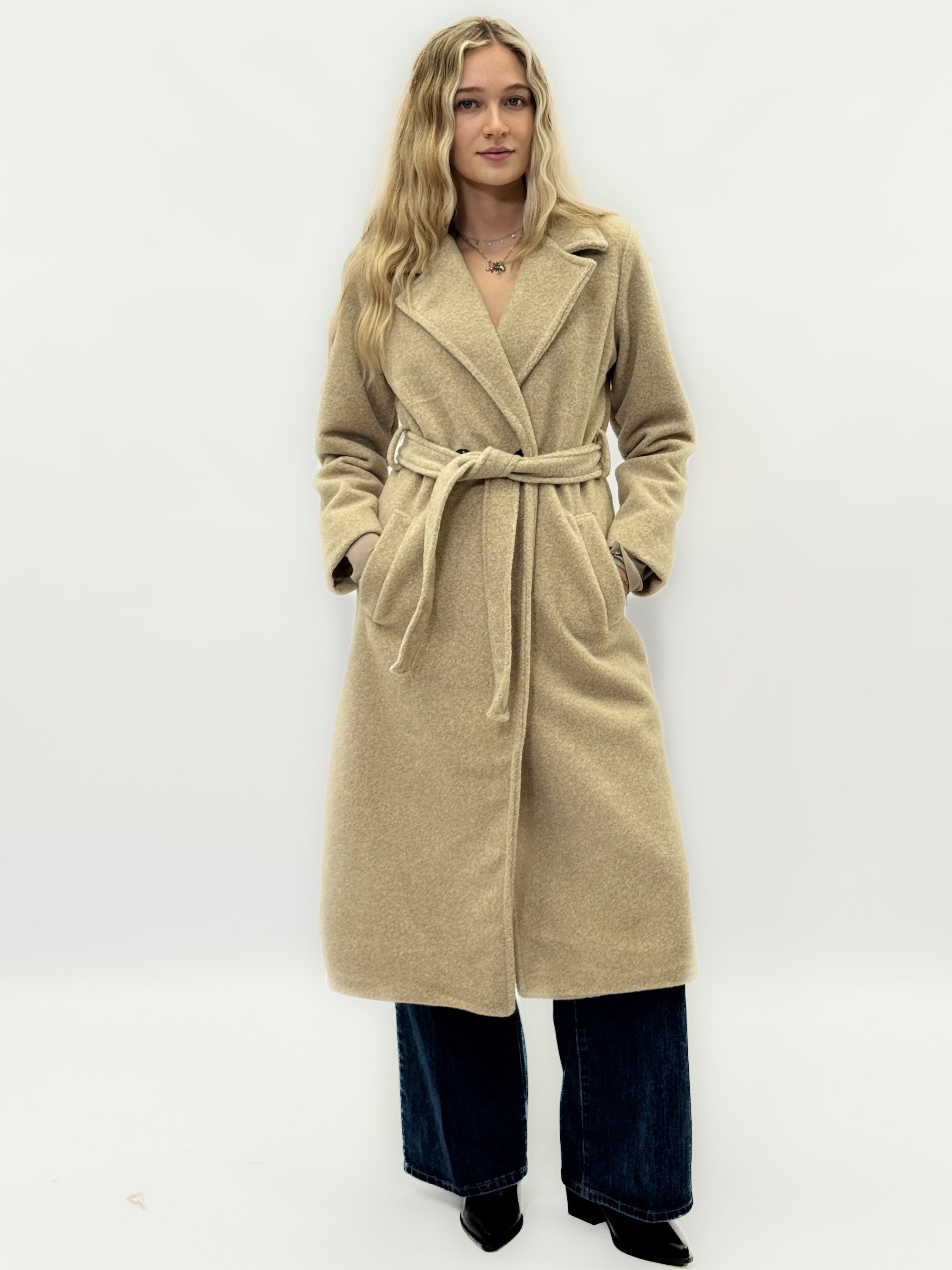 Cappotto bouclé con cintura in misto lana