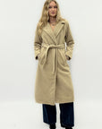 Cappotto bouclé con cintura in misto lana