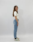 Pantaloni regular mom fit con spacchi