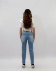 Pantaloni regular mom fit con spacchi