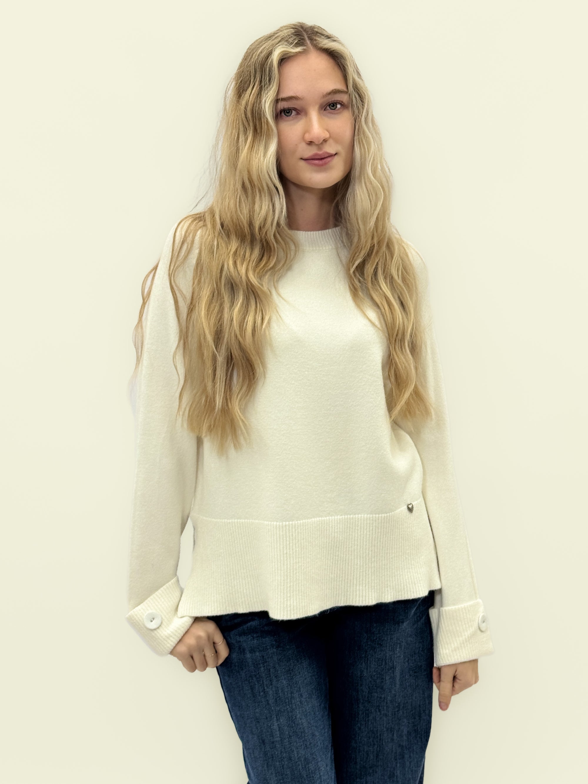 Maglia in misto lana con dettaglio polsini – Made in Italy