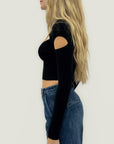 Maglia crop con tagli cut-out