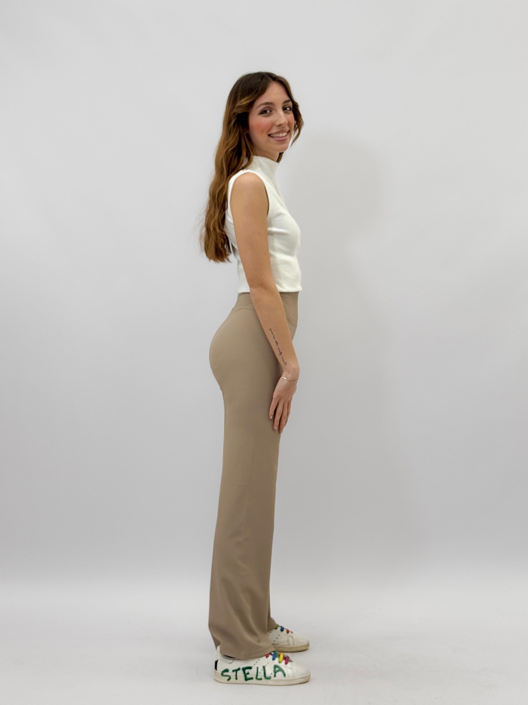 Pantaloni a gamba larga