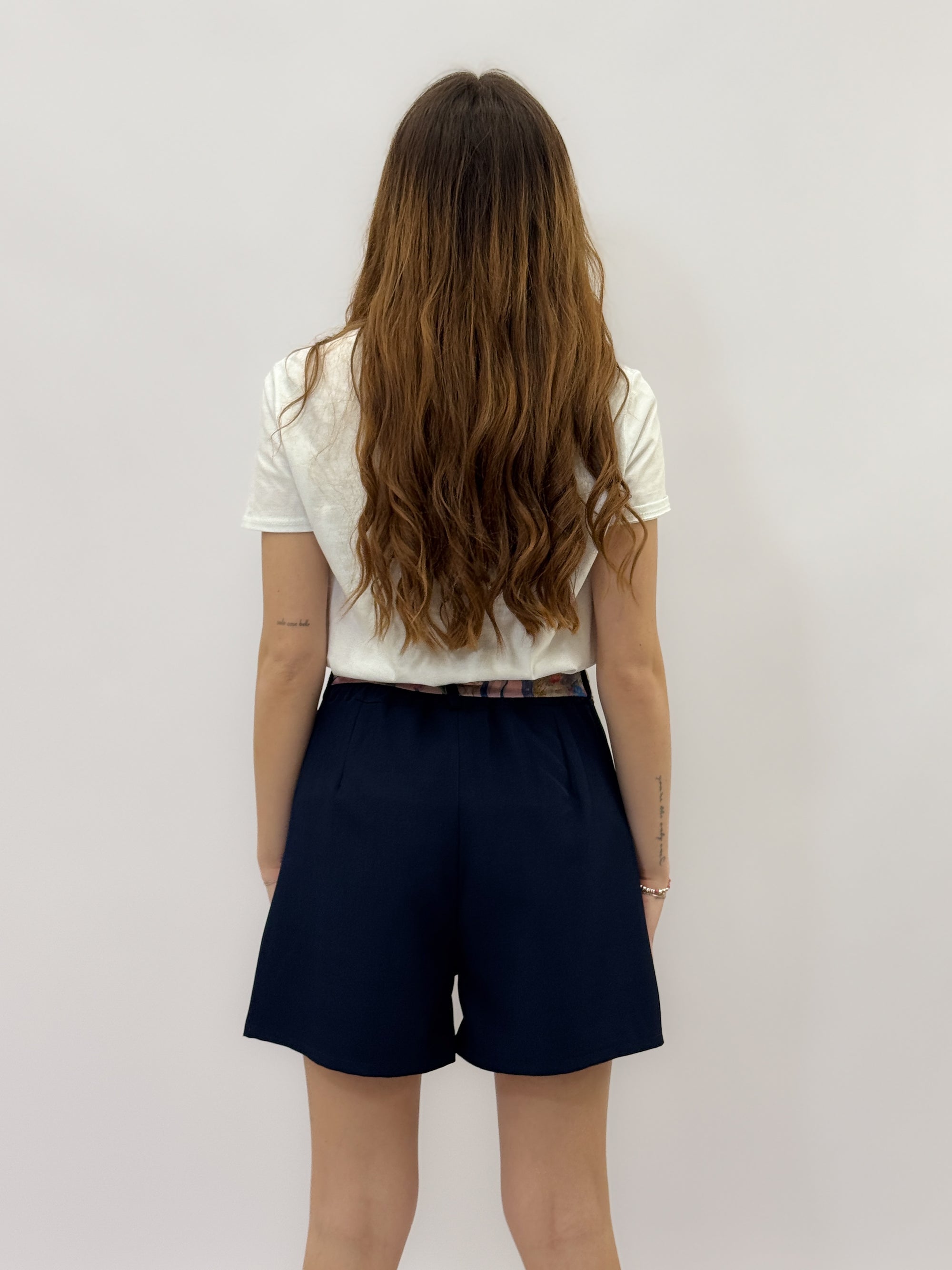 Pantaloncini tinta unita leggeri