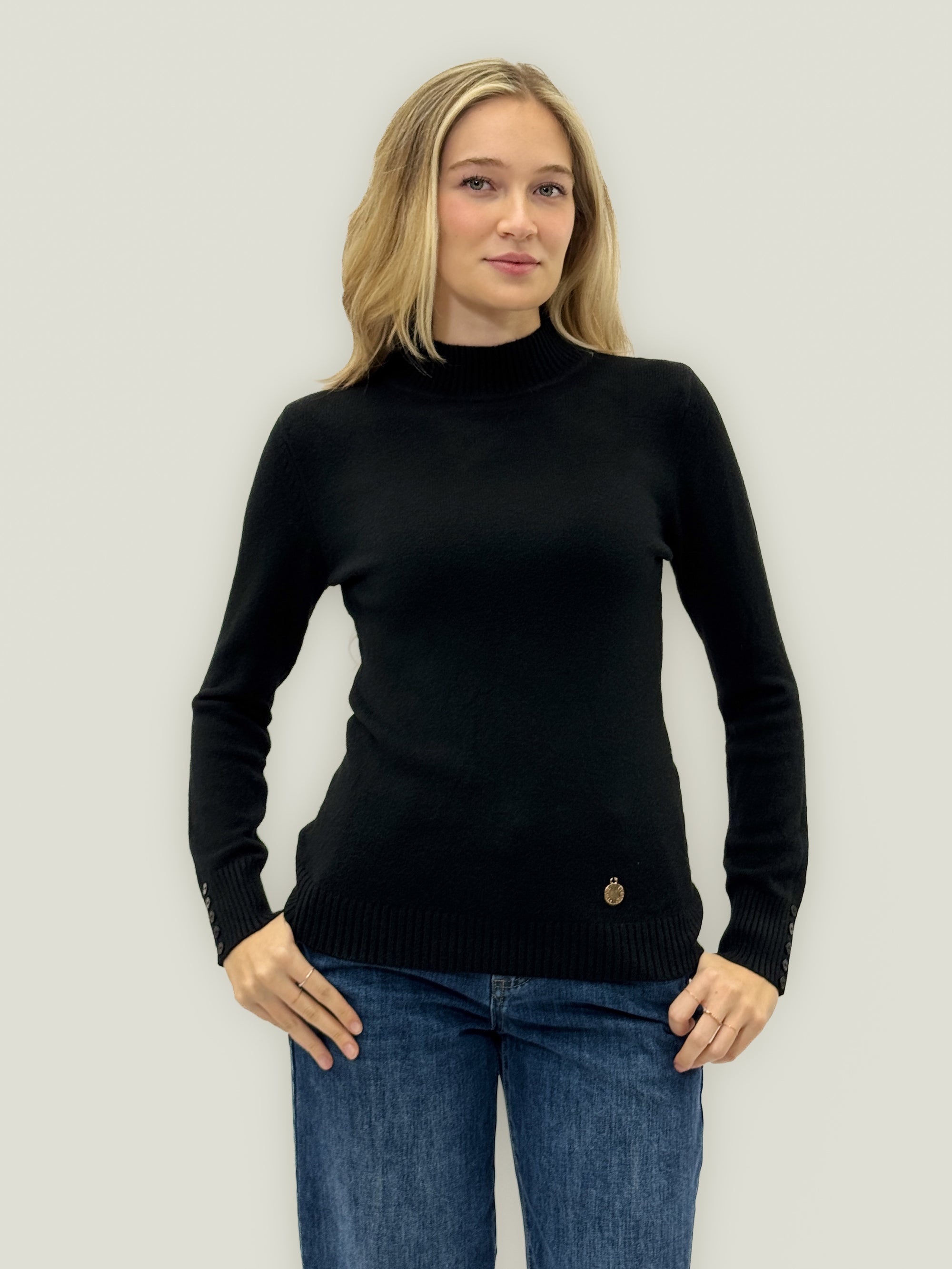 Maglione lupetto basic – Morbido e versatile
