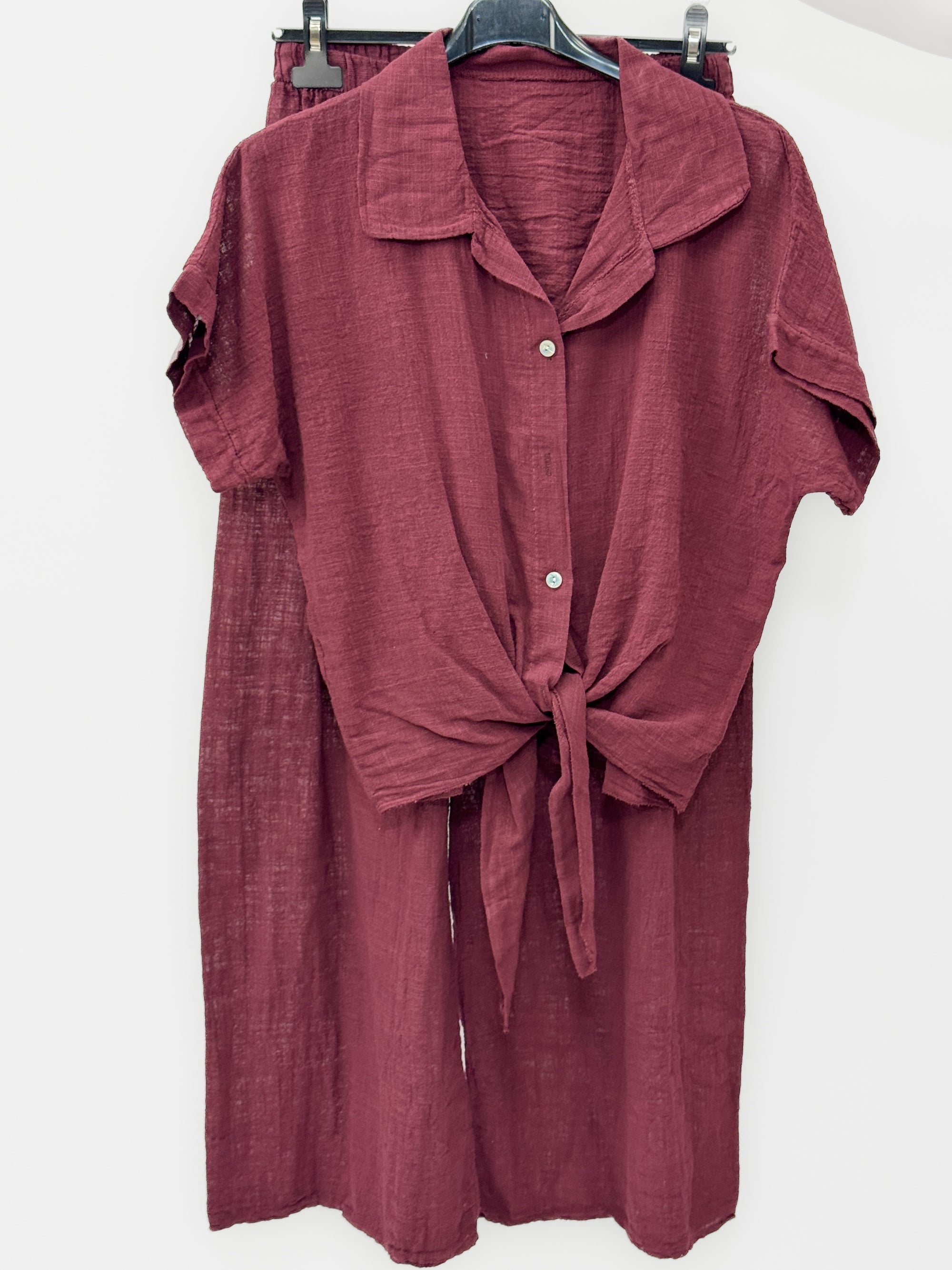 Completo Leggero con Camicia Annodata e Pantalone Palazzo