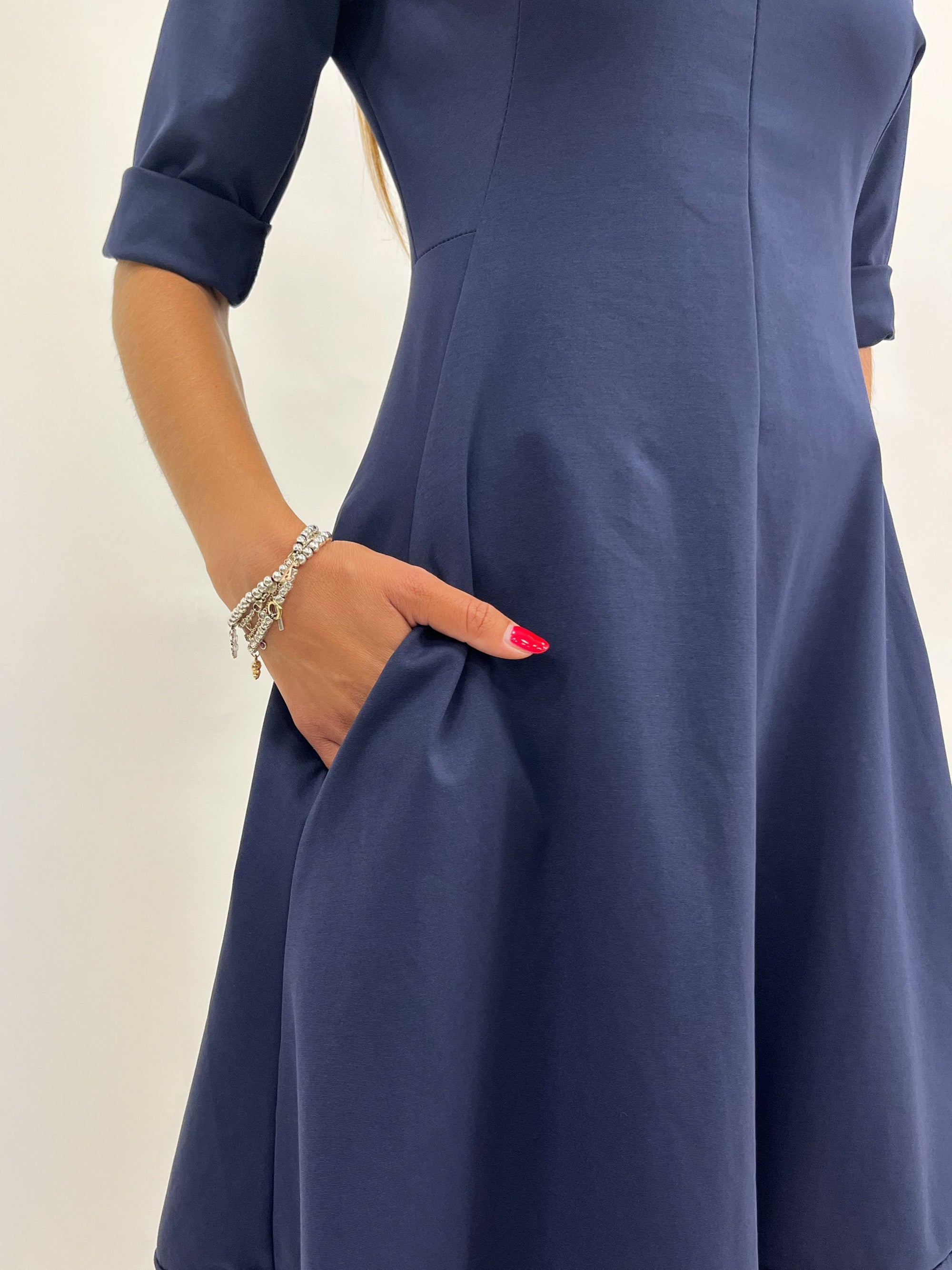 Abito lungo con gonna a palloncino