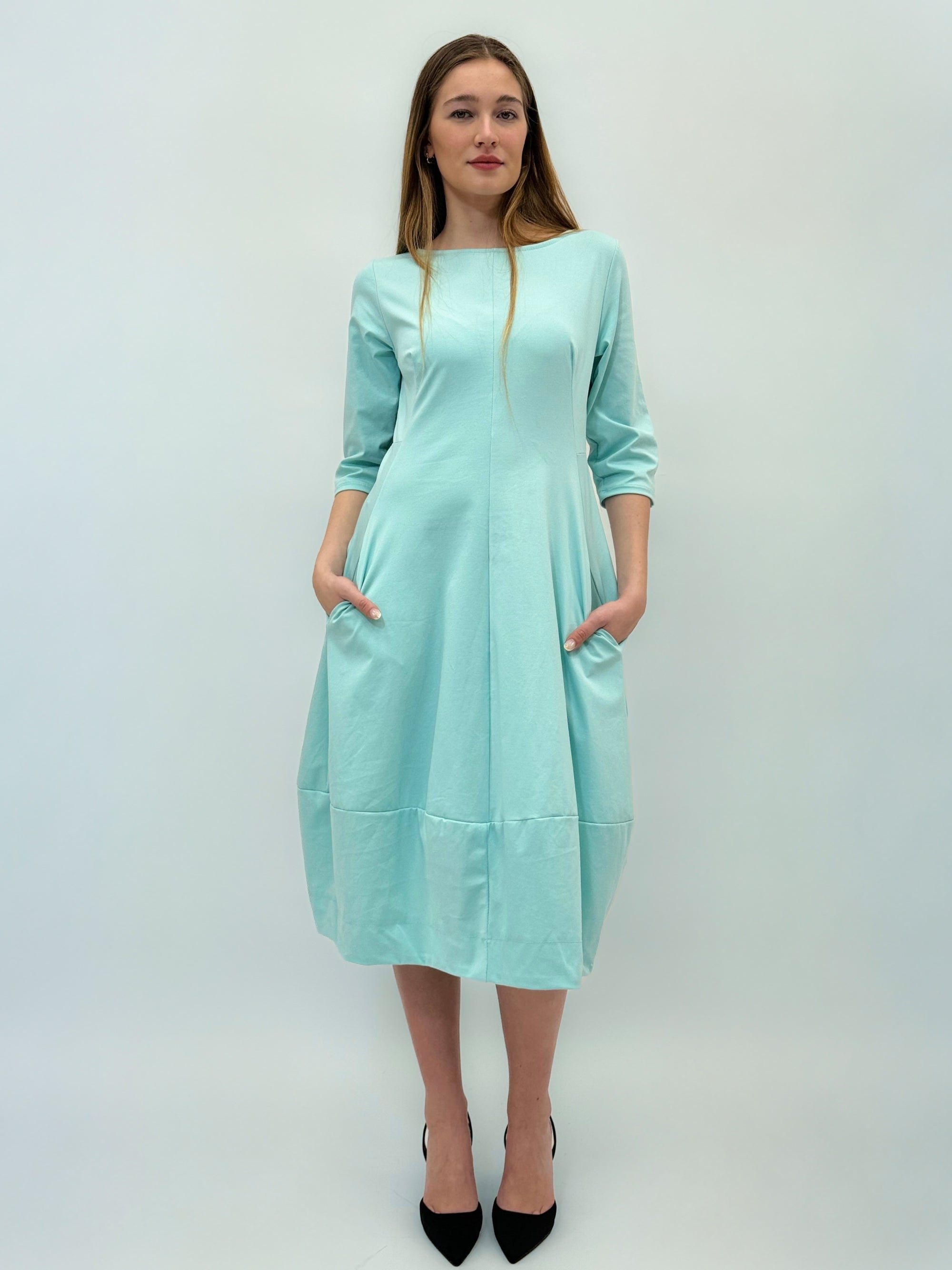 Abito lungo con gonna a palloncino