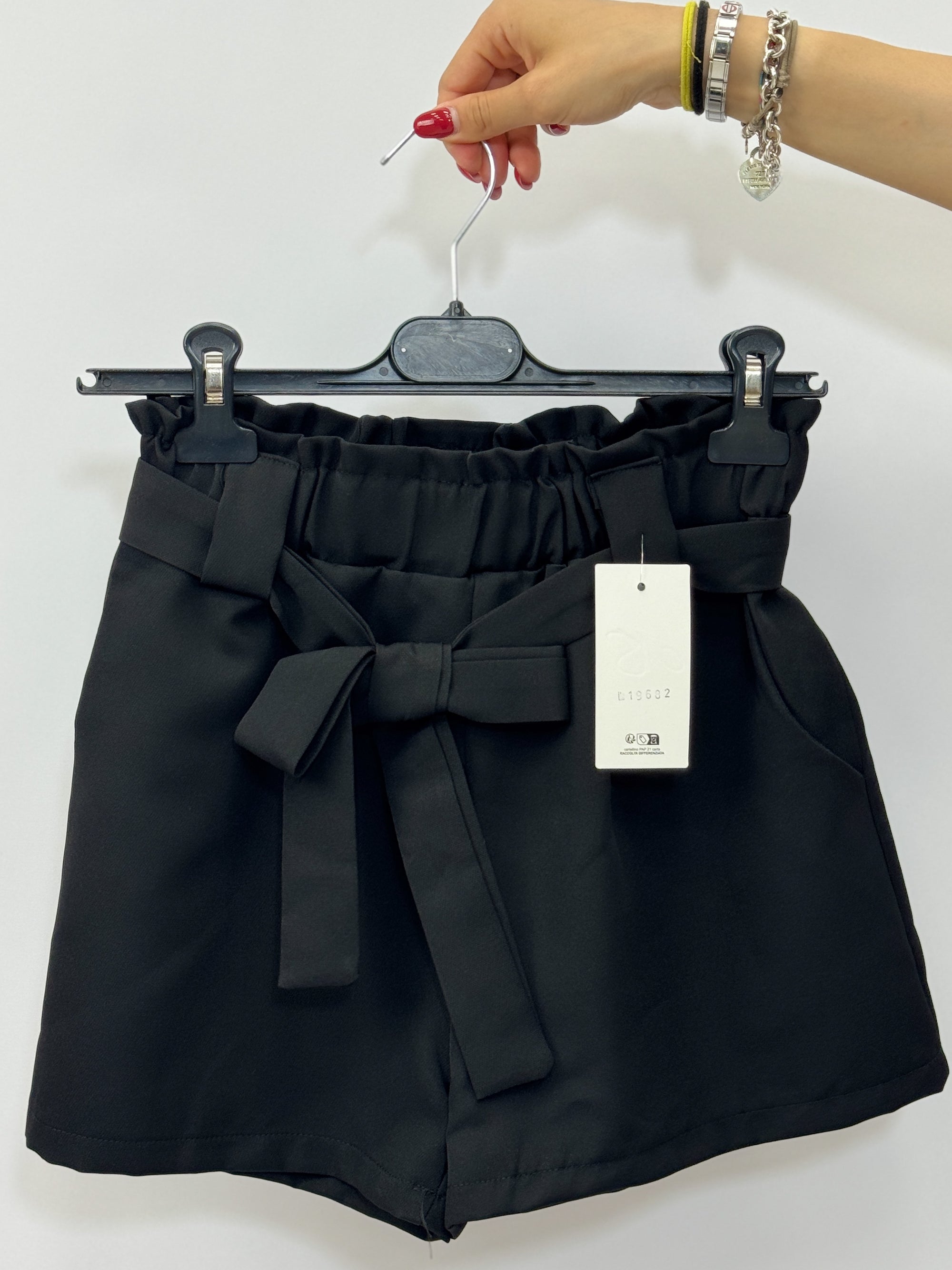 Pantaloncini Donna a Vita Alta con Fiocco Frontale