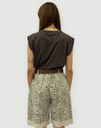 T-shirt Donna in Cotone con Borchie Decorative