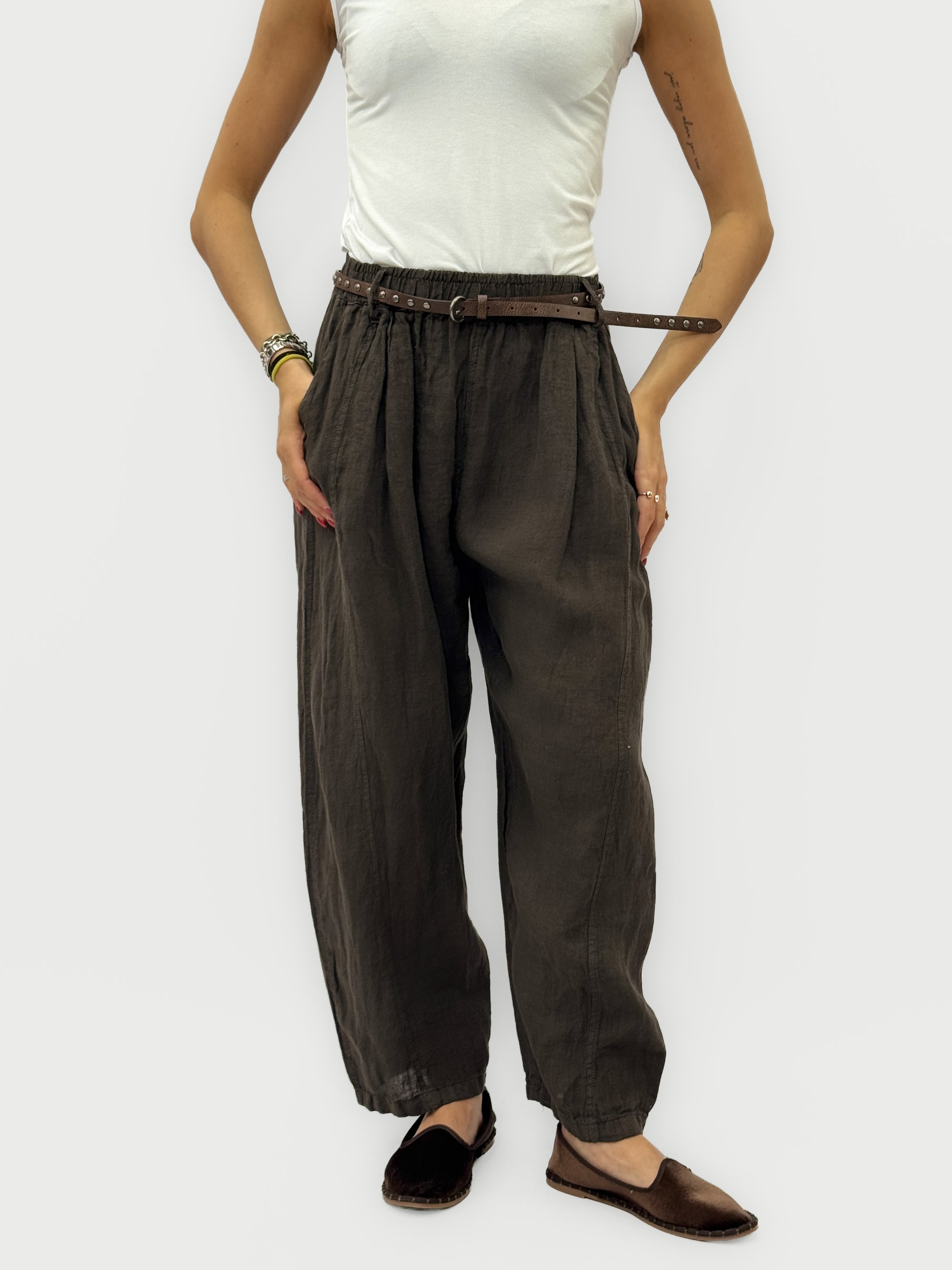Pantaloni in Lino con Vita Elasticizzata e Gamba Morbida