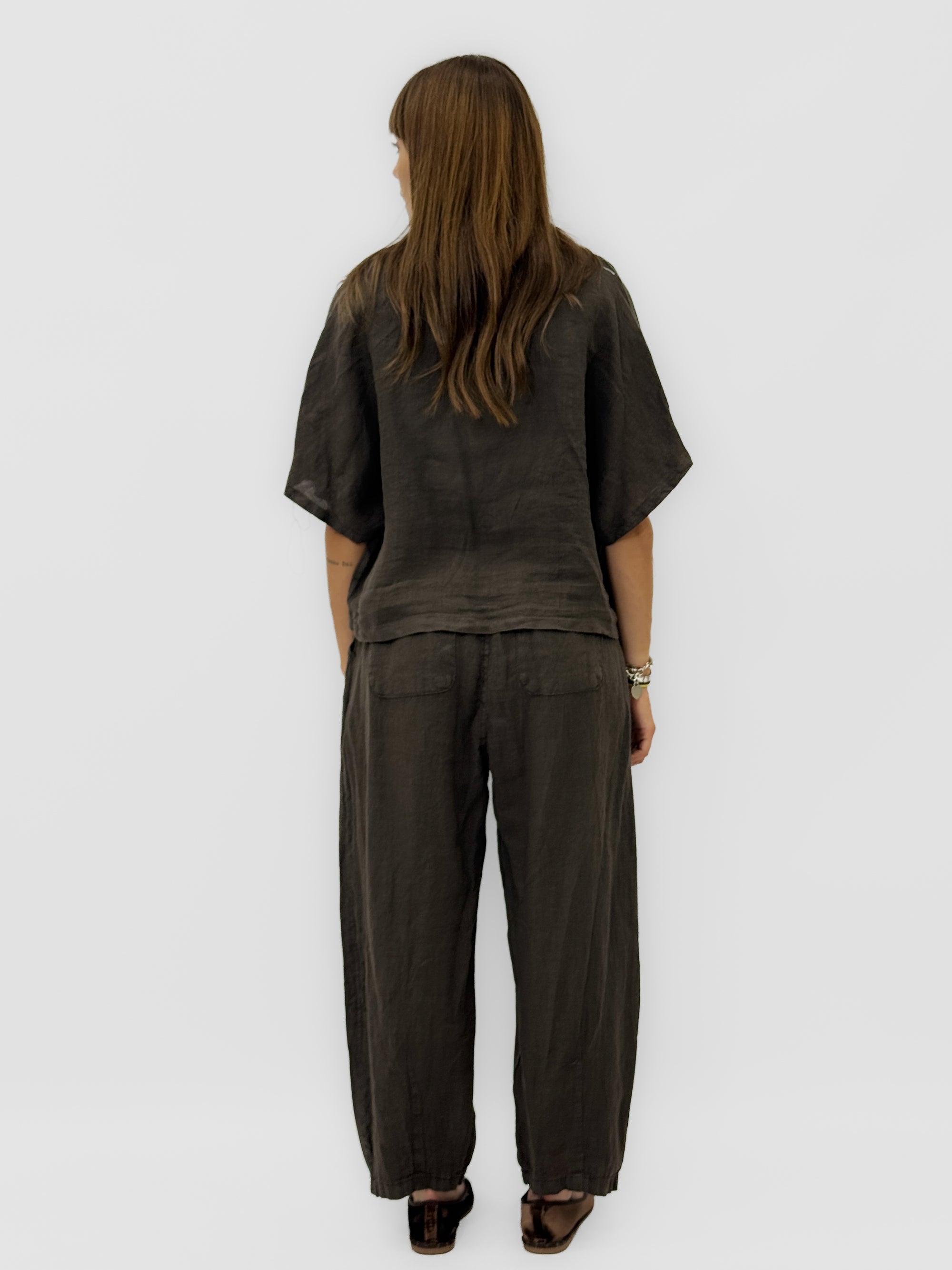 Pantaloni in Lino con Vita Elasticizzata e Gamba Morbida