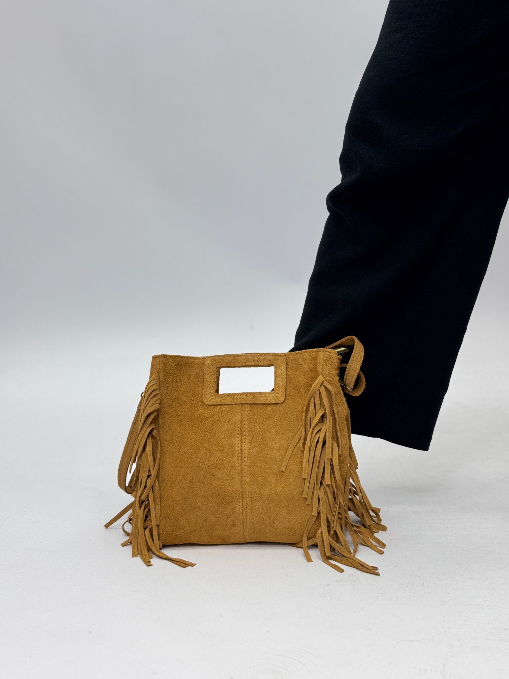 Borsa vera pelle scamosciata con frange