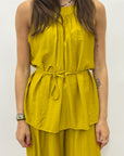 Completo con Top Smanicato e Pantalone Palazzo