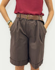 Pantaloncini con Cintura e Borchie a Stella