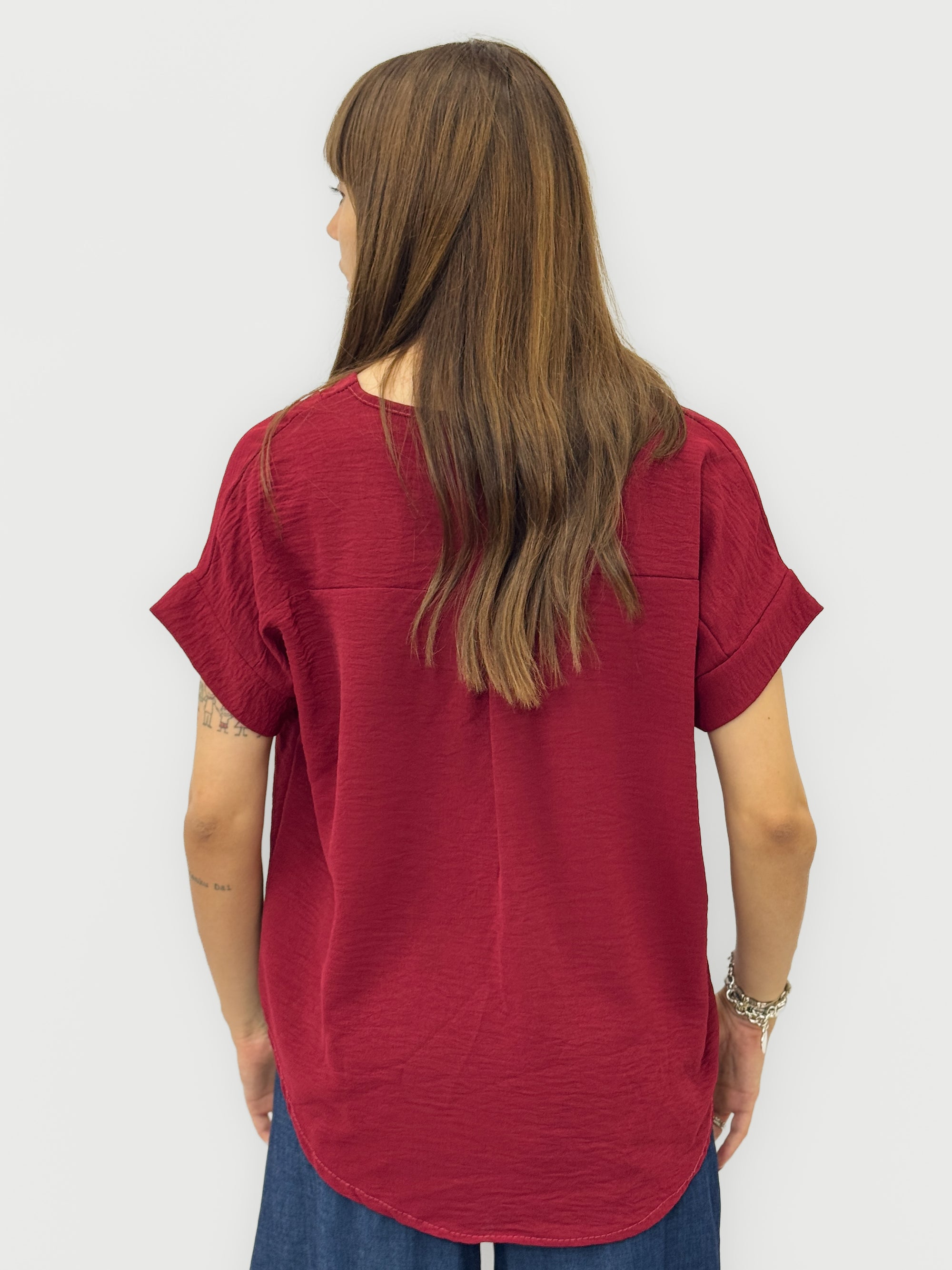 Blusa con Scollo a V e Manica Corta con Risvolto