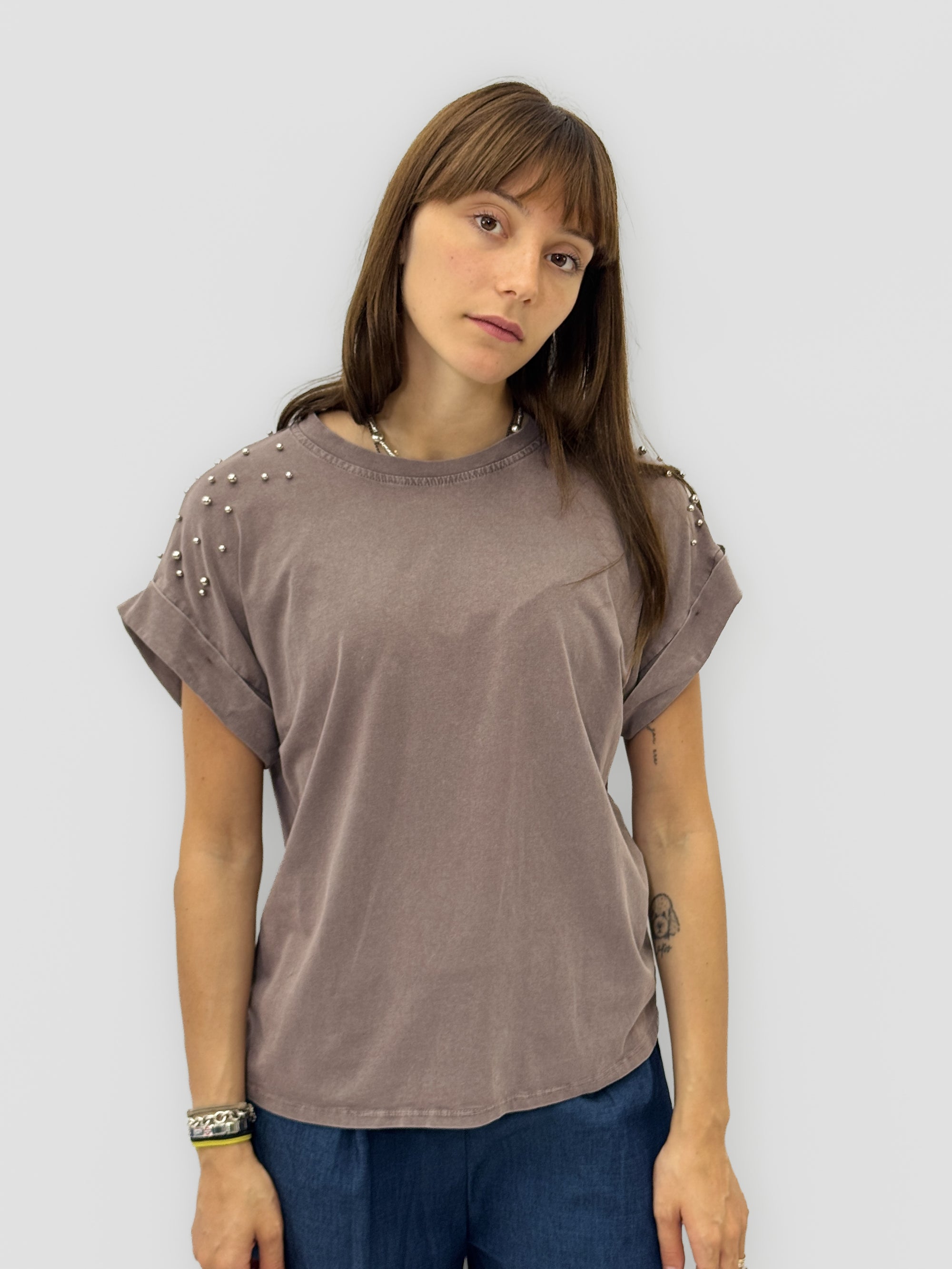 T-shirt in Cotone con Borchie sulle Spalle