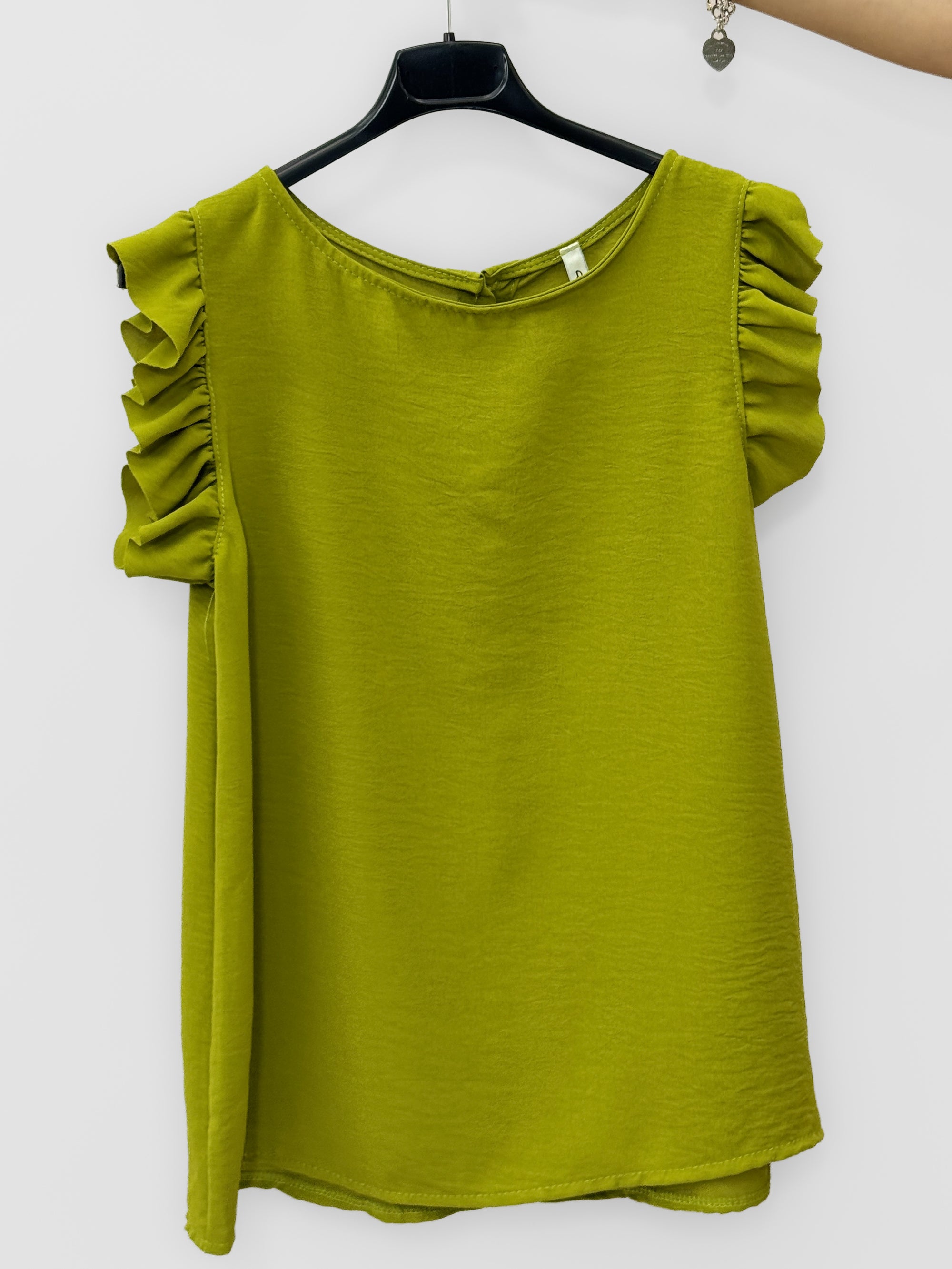 Maglia Smanicata con Volant sulle Spalle