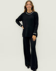 Completo maglia e pantalone con dettagli intrecciati – Comfort e raffinatezza quotidiana