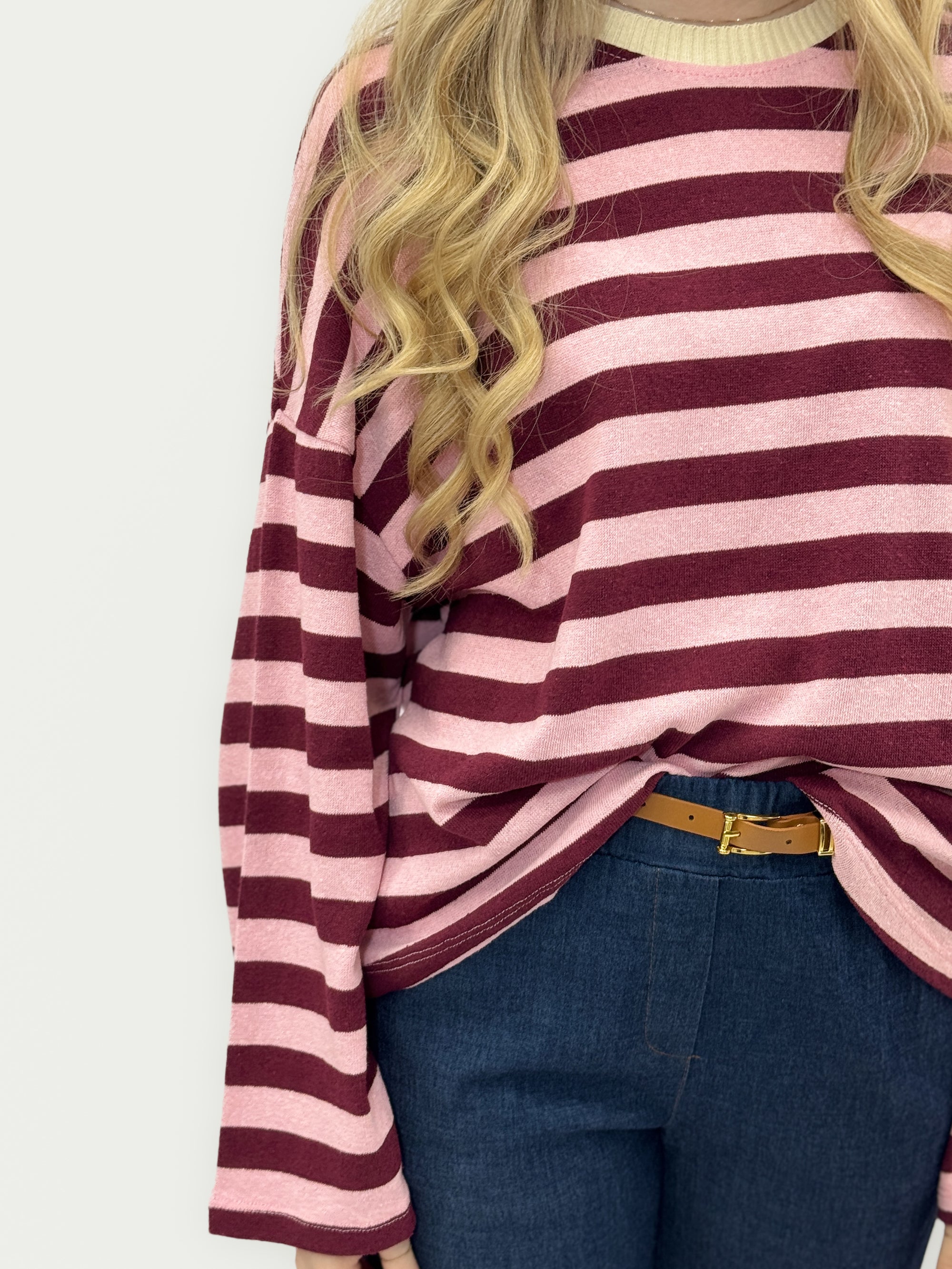 Maglia a righe con maniche ampie e vestibilità morbida