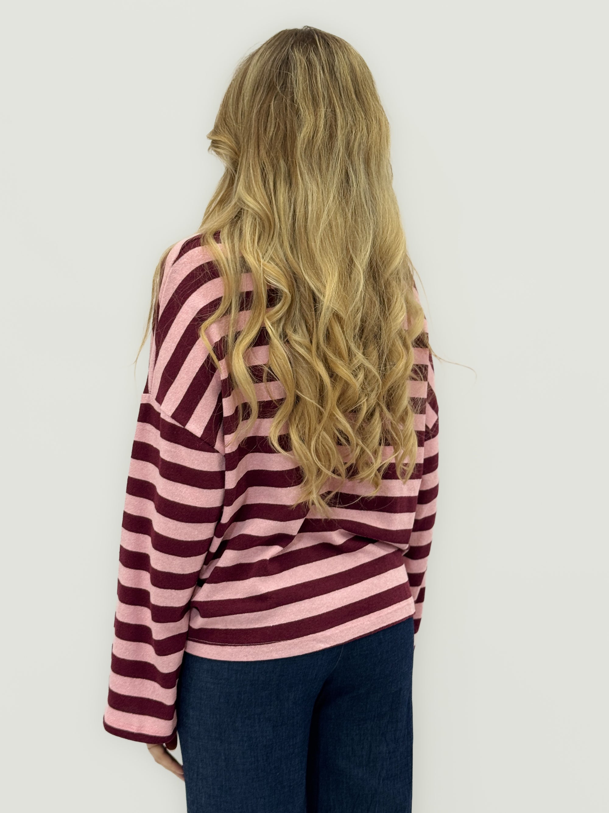Maglia a righe con maniche ampie e vestibilità morbida
