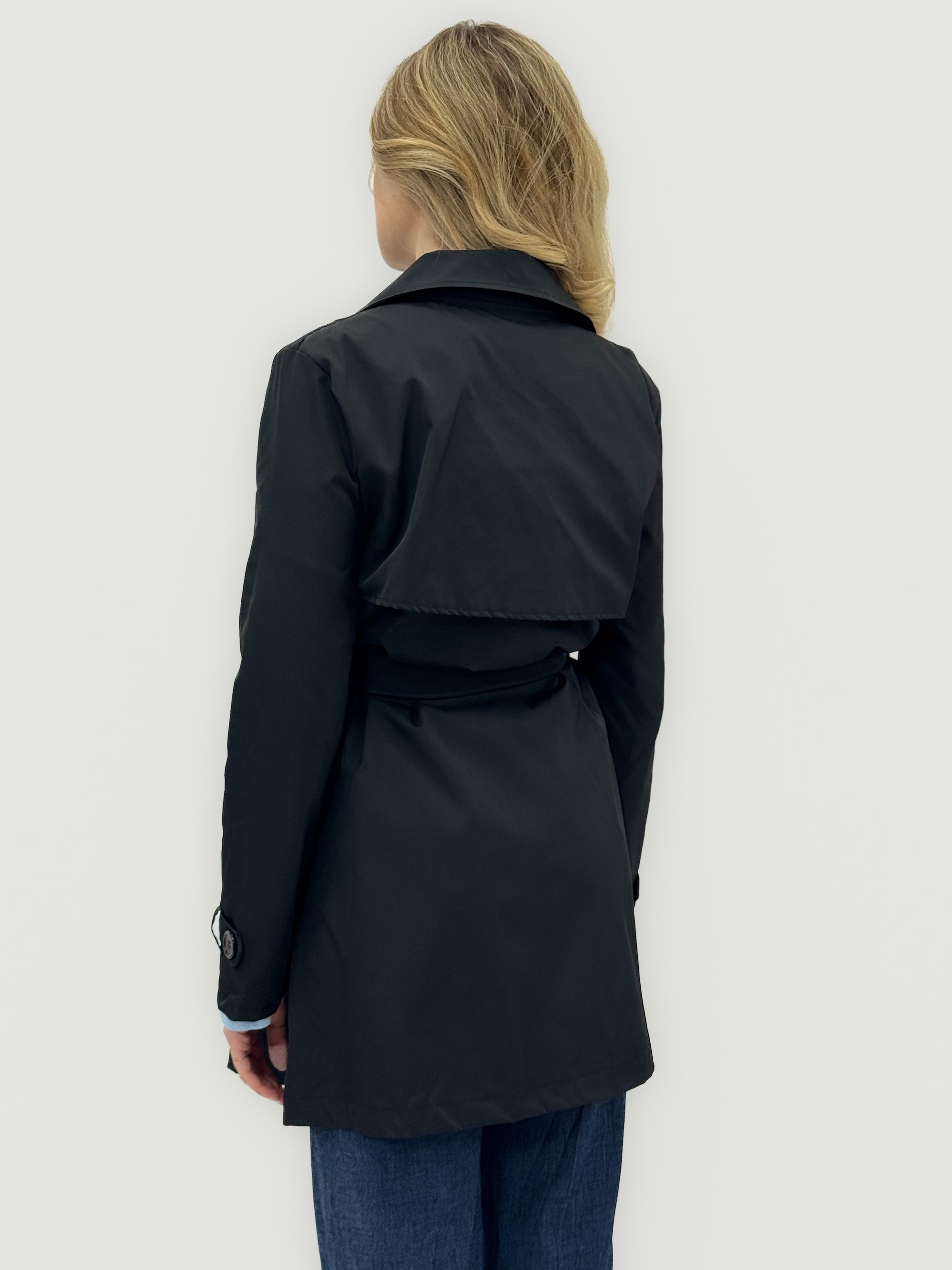 Trench doppiopetto con cintura