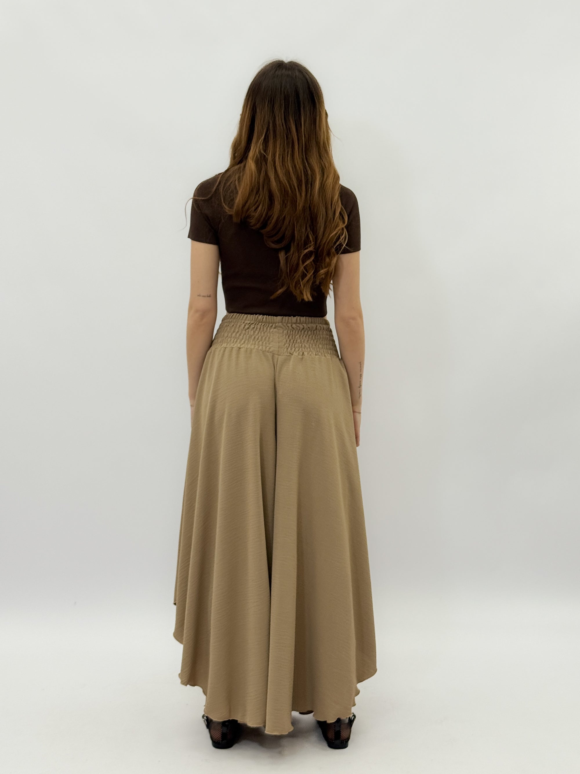 Pantaloni ampi elasticizzati