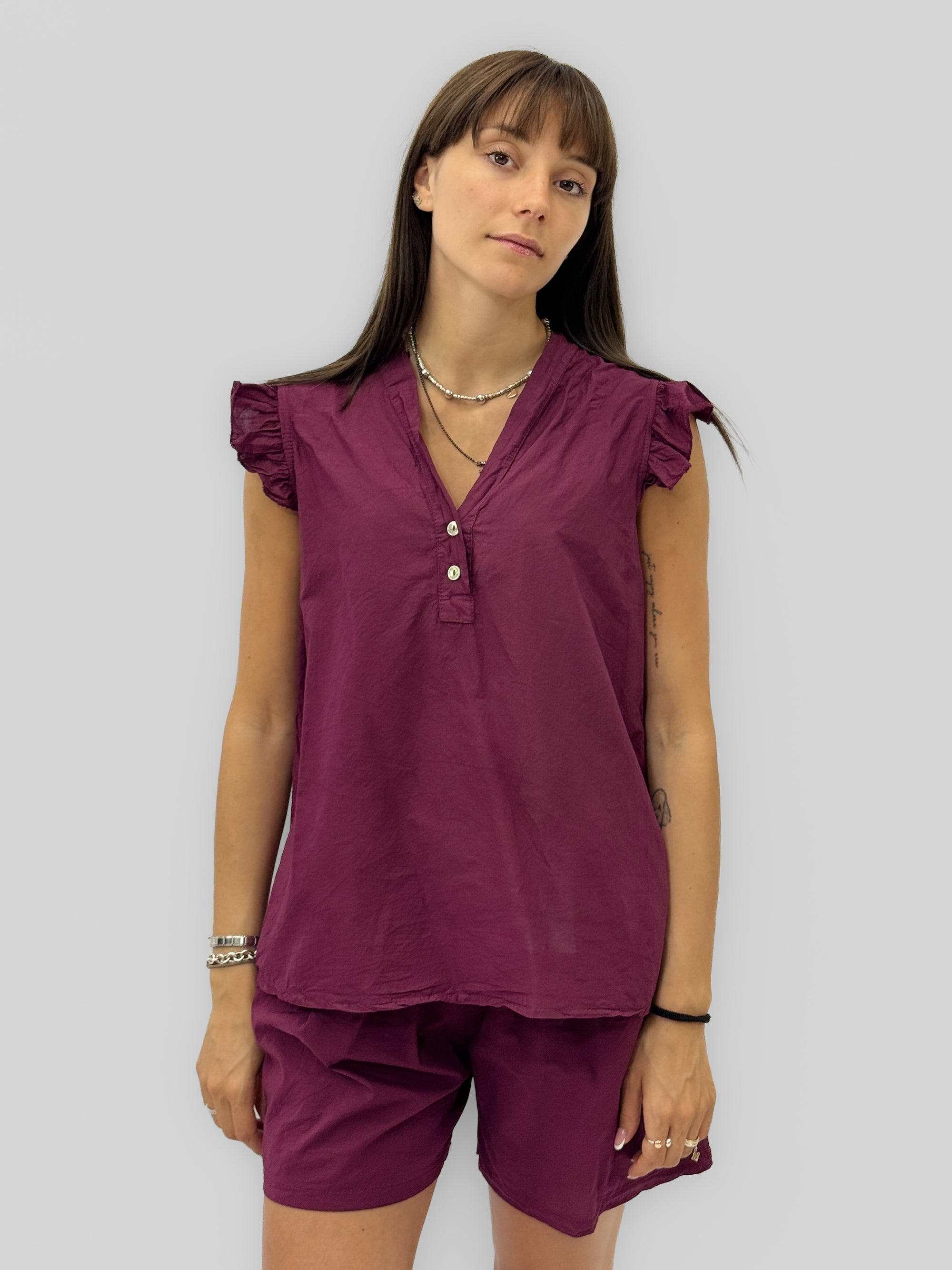 Completo con Top Volant e Shorts