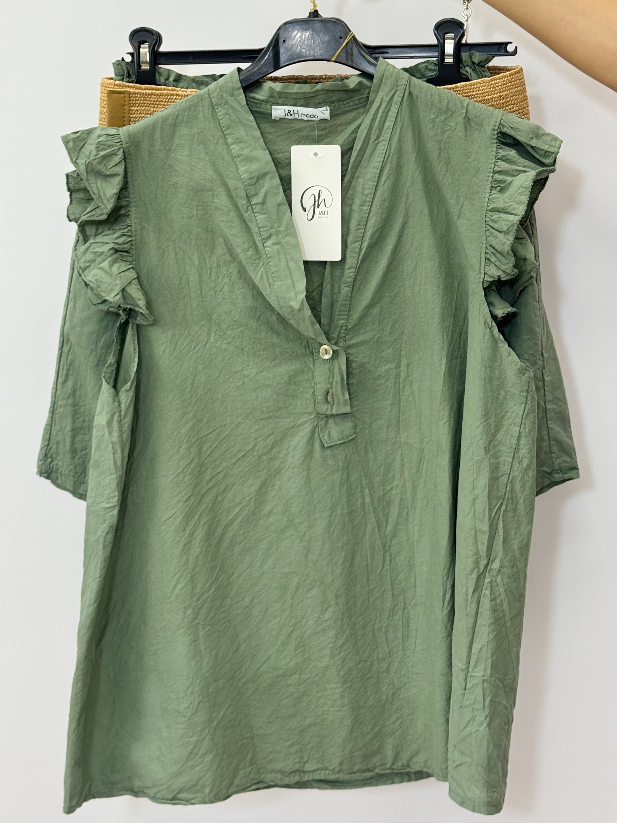 Completo con Top Volant e Shorts