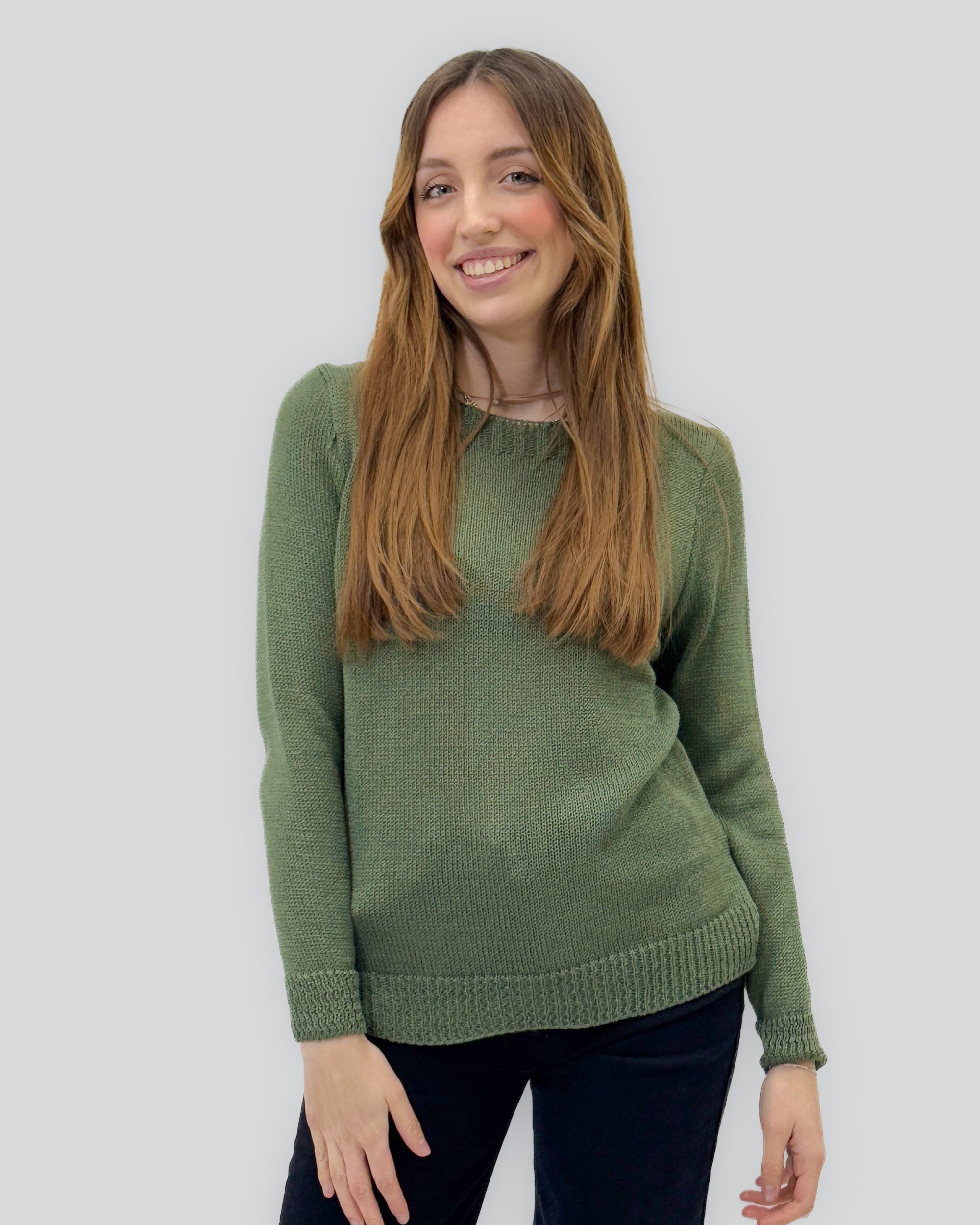 Maglia girocollo con bottoni decorativi sul retro