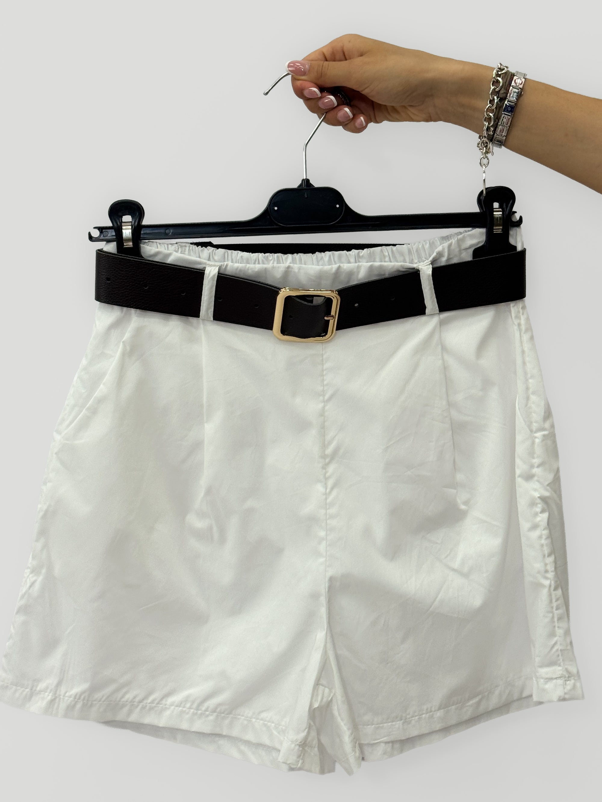 Pantaloncini in 100% Cotone con Pinces